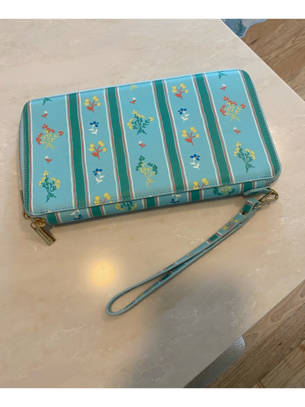 Neely & Chloe x Pencil & Paper Co travel wallet